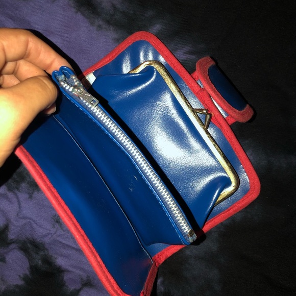 Vintage Disney wallet - Picture 2 of 3